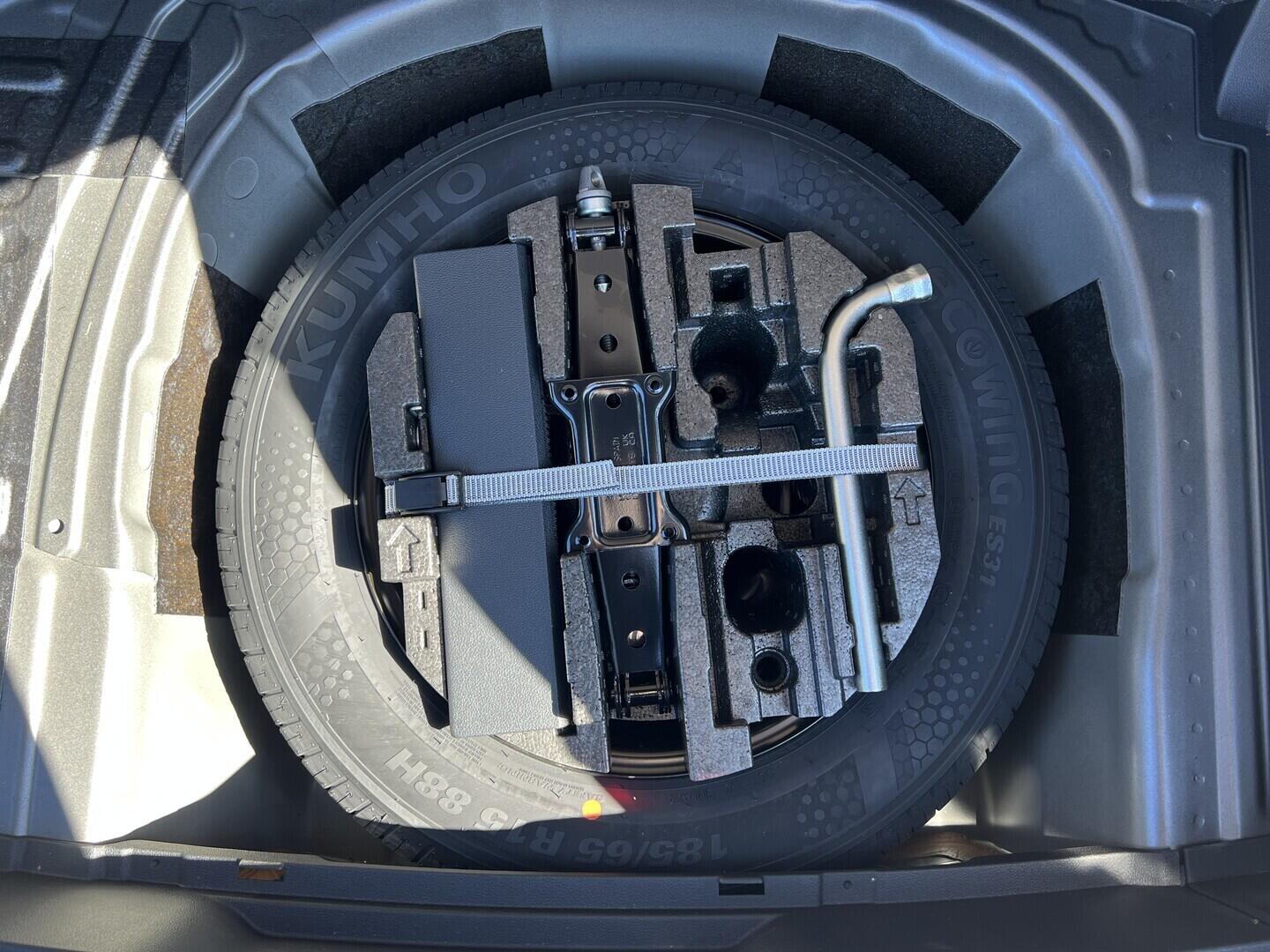 O119V07178_34.webp_FABIA Selection 1.0 MPI 59 kW manuál, DPH