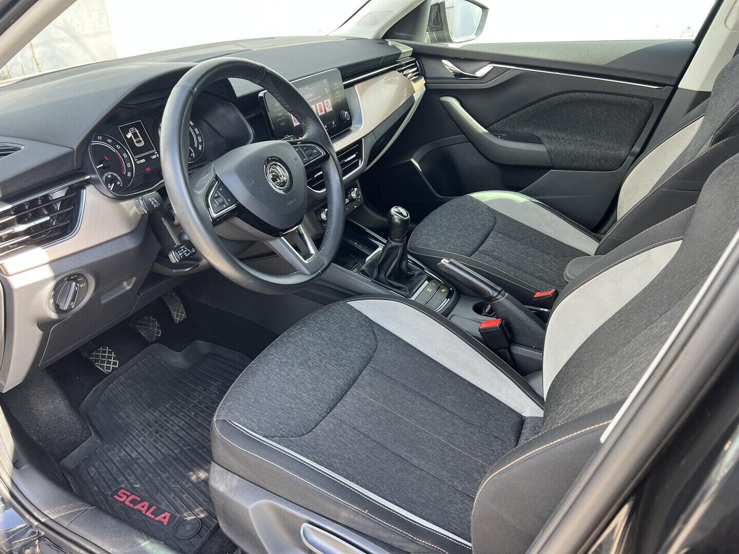 O119V07181_19.webp_SCALA Style Plus 1.6 TDI 85 kW manuál