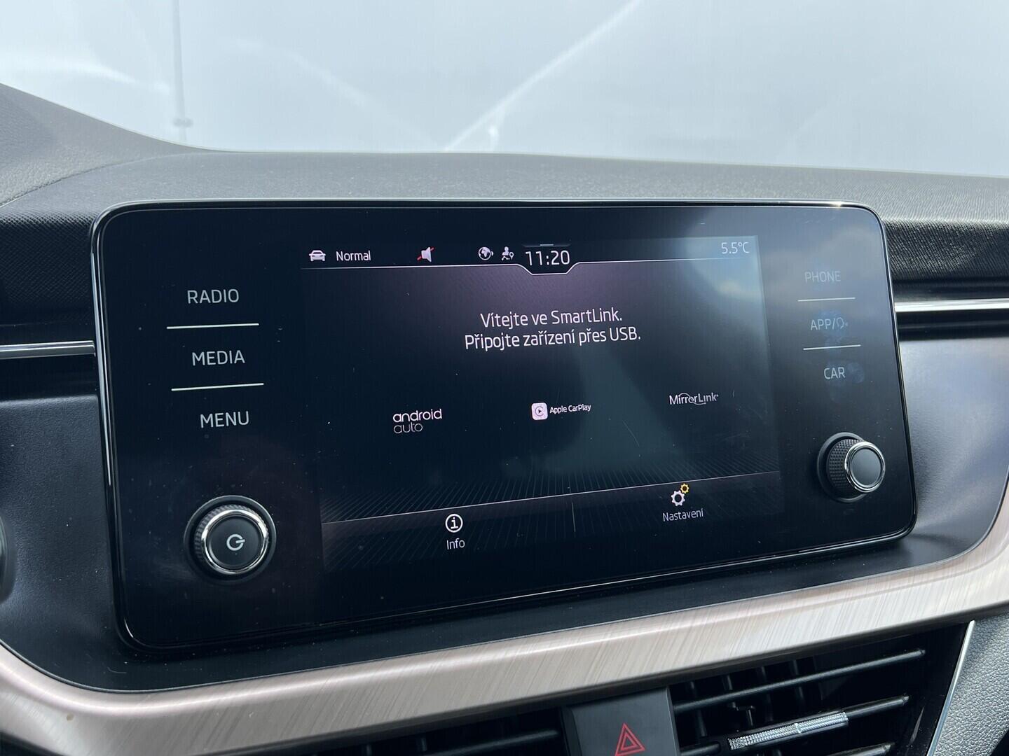 O119V07181_27.webp_SCALA Style Plus 1.6 TDI 85 kW manuál