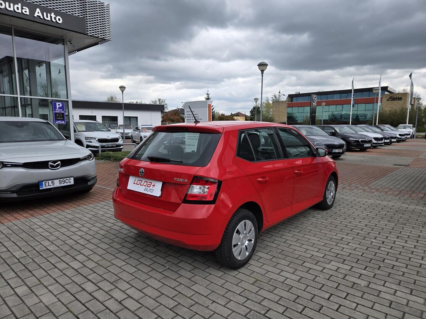 O119V07182_11.webp_FABIA Active 1.0 TSI 70 kW manuál
