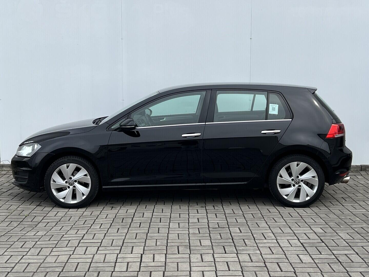 O119V07185_12.webp_GOLF trendline 1.2 TSI 77 kW manuál