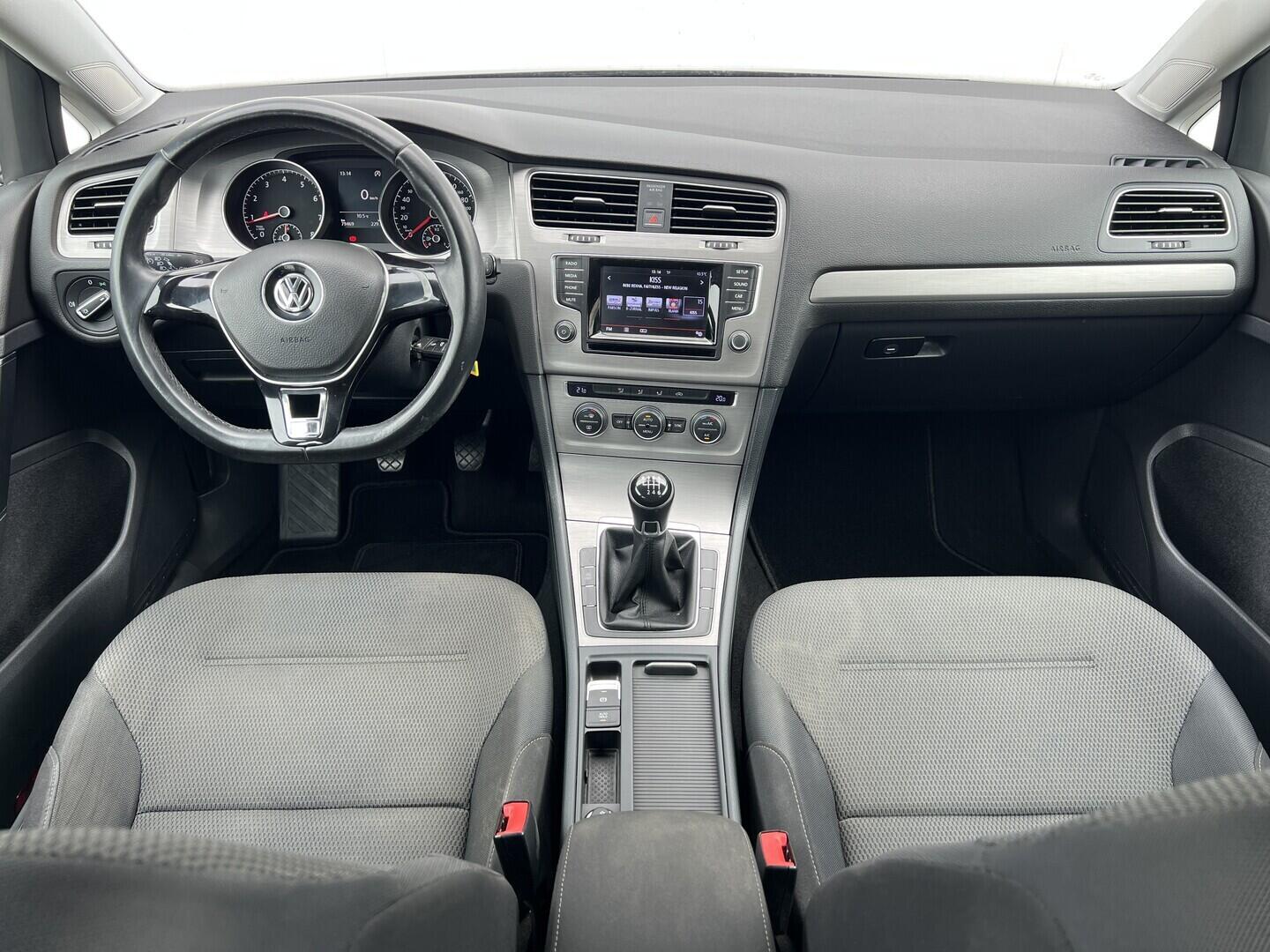 O119V07185_19.webp_GOLF trendline 1.2 TSI 77 kW manuál