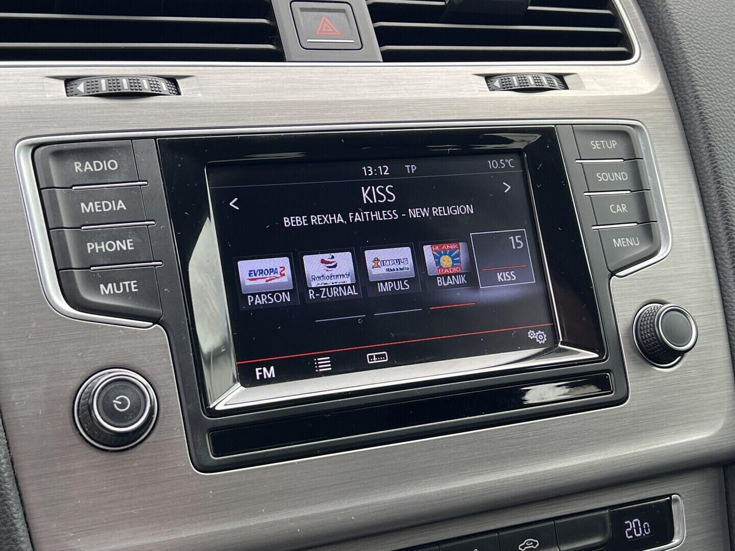 O119V07185_26.webp_GOLF trendline 1.2 TSI 77 kW manuál