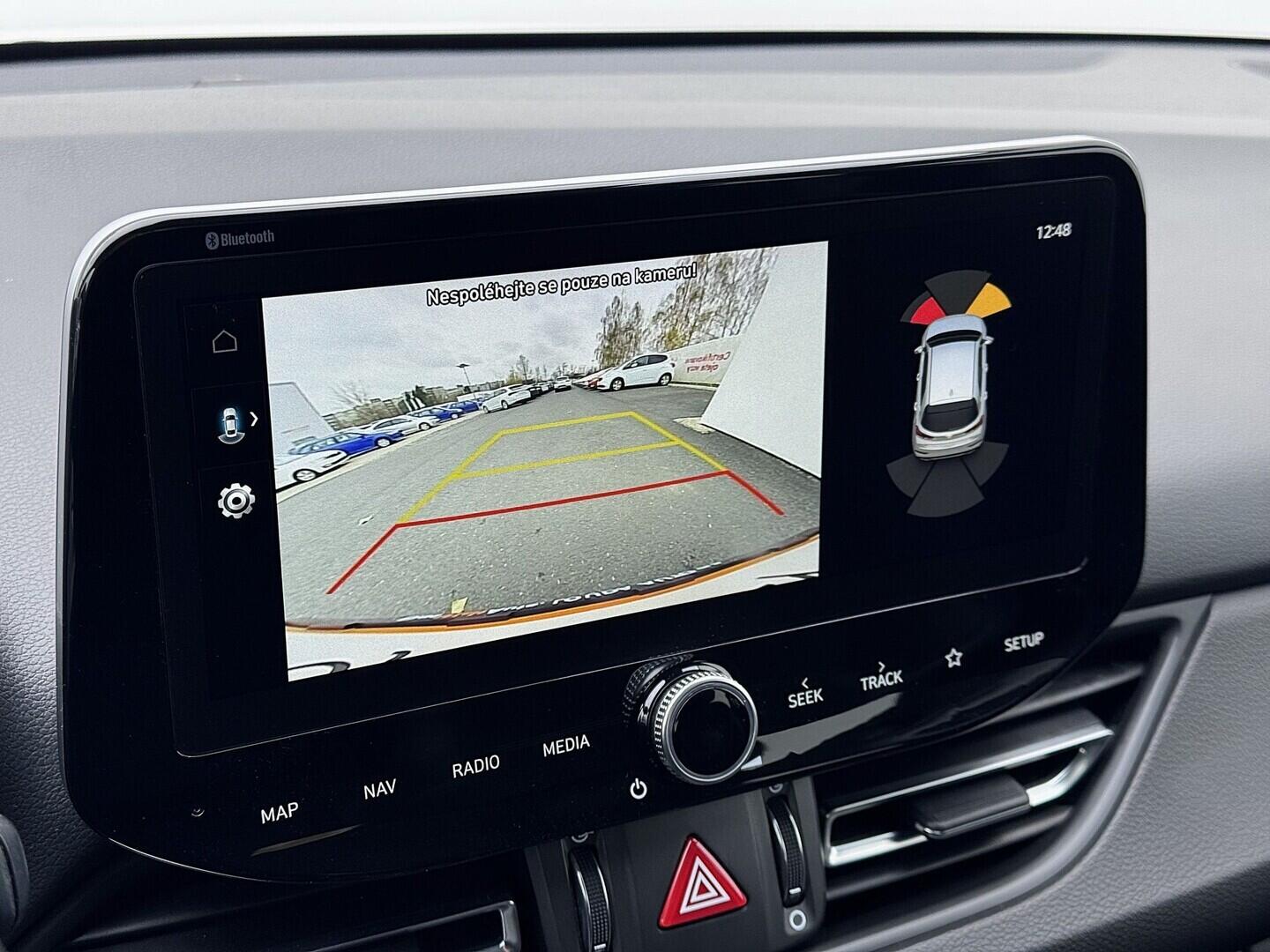 O119V07191_27.webp_I30 Style 1.5 TCI/GDI 117 kW manuál