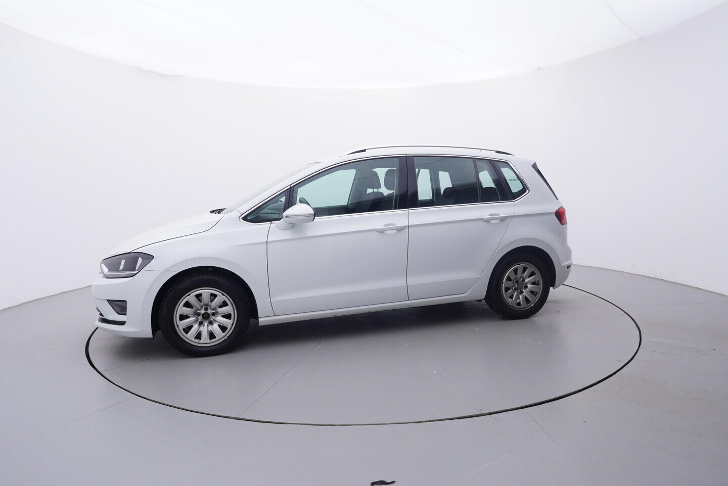 O119V07192_11.webp_GOLF SPORTSVAN Highline 1.4 TSI 92 kW manuál