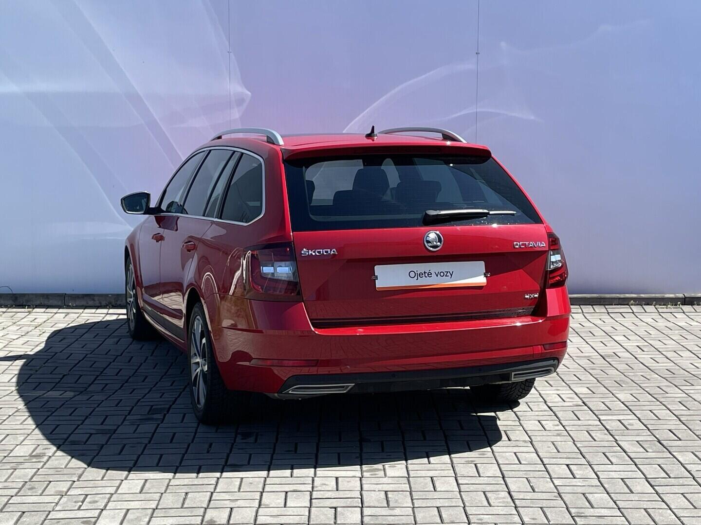 O119V07198_15.webp_OCTAVIA Style 2.0 TSI 140 kW automat, DPH