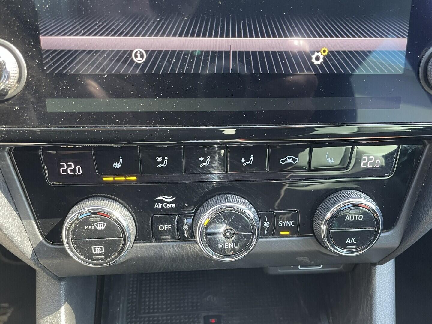 O119V07198_29.webp_OCTAVIA Style 2.0 TSI 140 kW automat, DPH