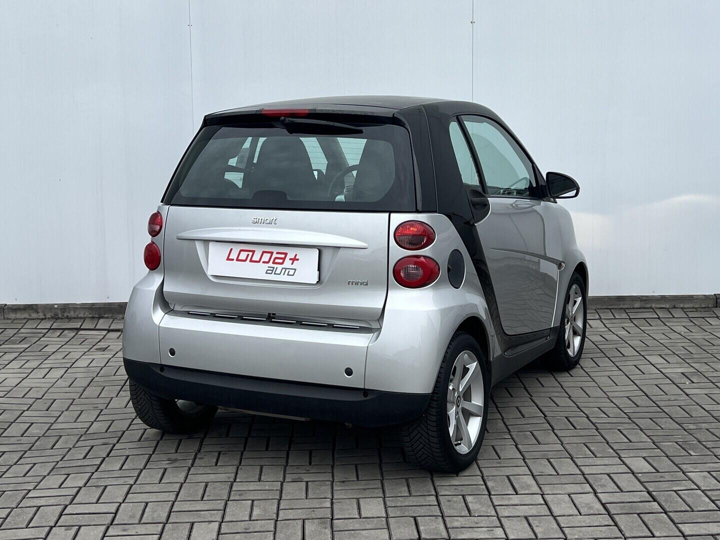 O119V07199_11.webp_FORTWO  1.0 1.0i 52 kW automat