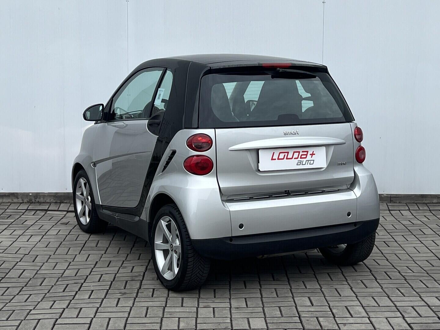 O119V07199_15.webp_FORTWO  1.0 1.0i 52 kW automat