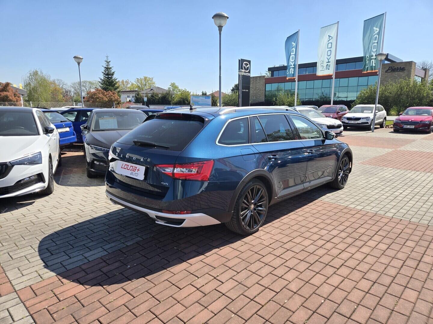 O119V07200_11.webp_SUPERB Scout 2.0 TDI 147 kW automat, DPH
