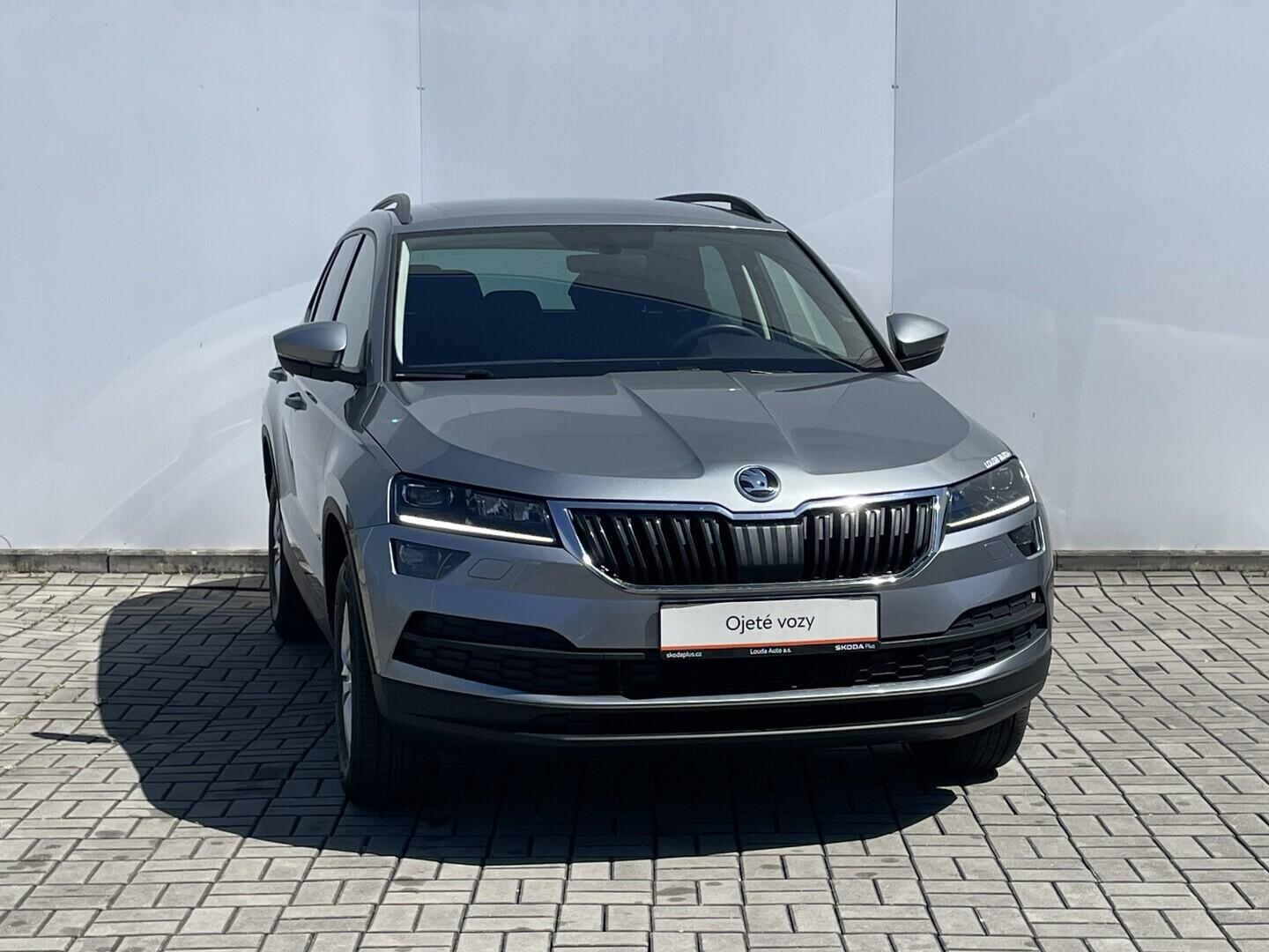 O119V07204_14.webp_KAROQ Ambition 1.5 TSI 110 kW manuál