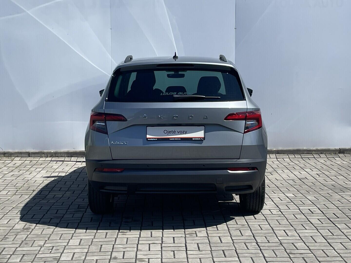 O119V07204_17.webp_KAROQ Ambition 1.5 TSI 110 kW manuál