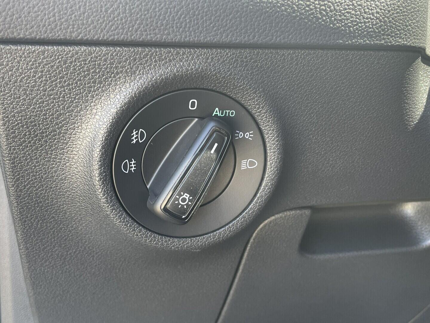 O119V07204_23.webp_KAROQ Ambition 1.5 TSI 110 kW manuál