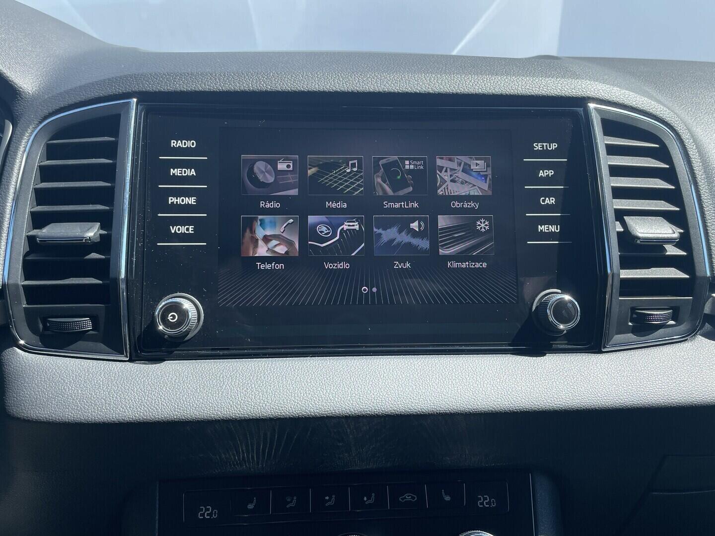 O119V07204_27.webp_KAROQ Ambition 1.5 TSI 110 kW manuál