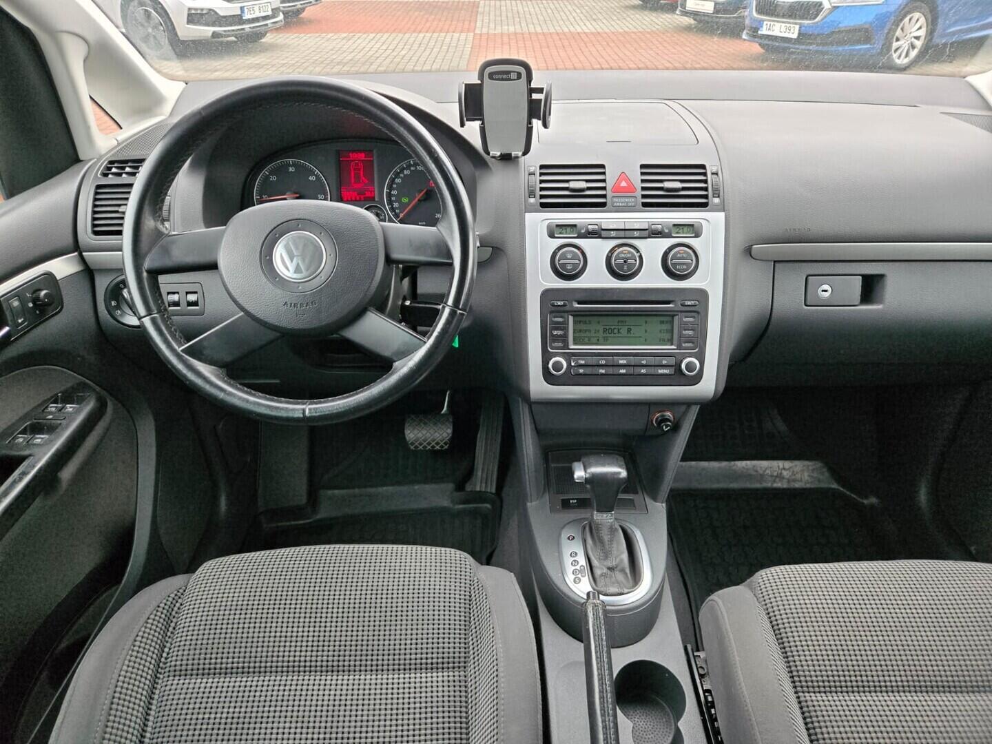 O119V07208_13.webp_TOURAN  2.0 TDI 103 kW automat