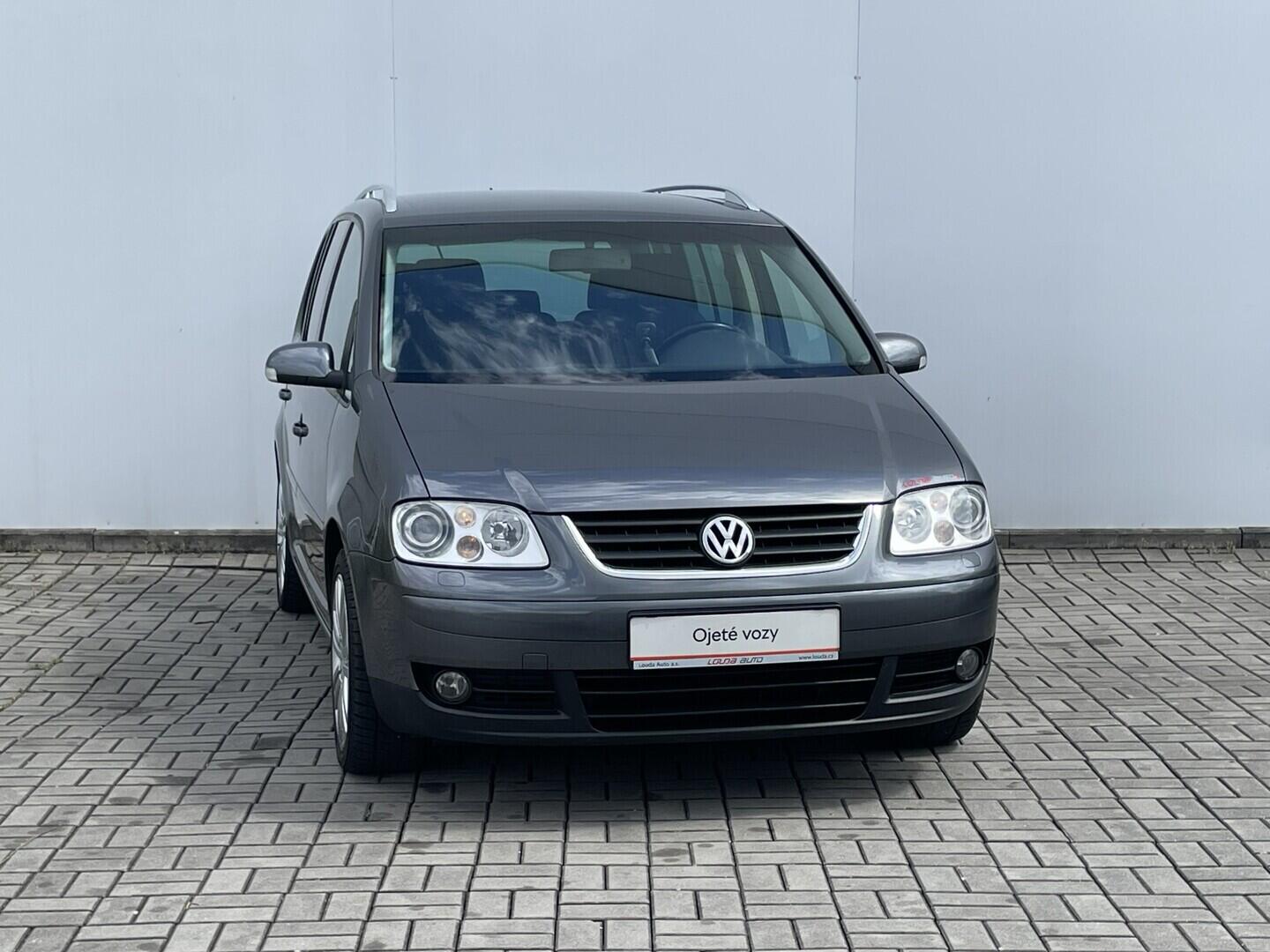 O119V07208_14.webp_TOURAN  2.0 TDI 103 kW automat