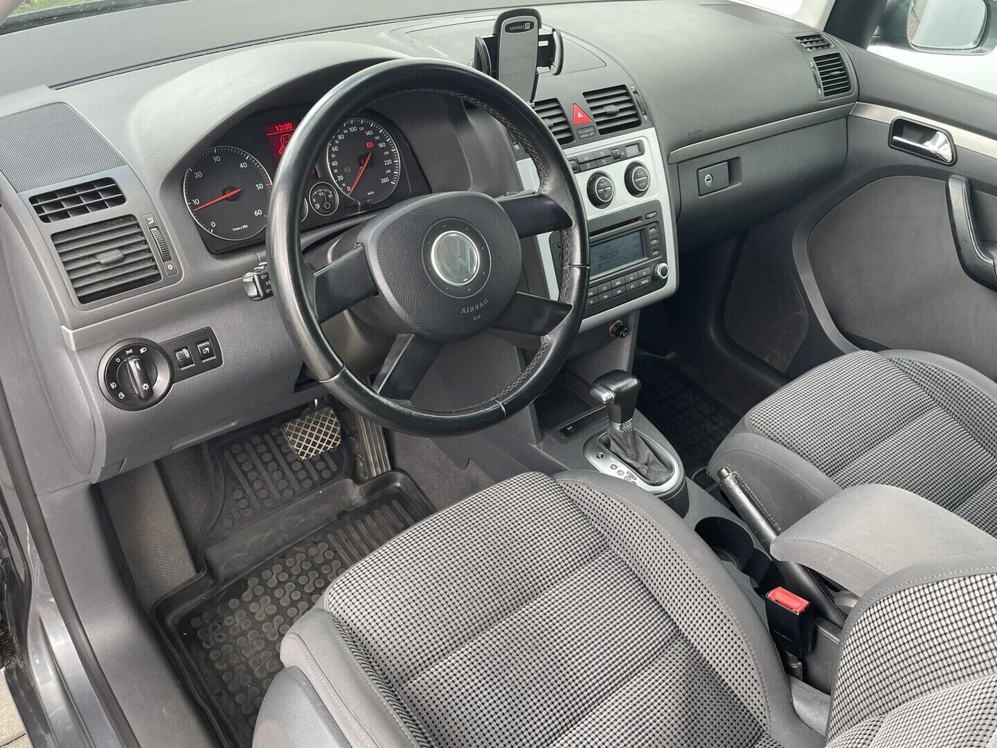 O119V07208_22.webp_TOURAN  2.0 TDI 103 kW automat