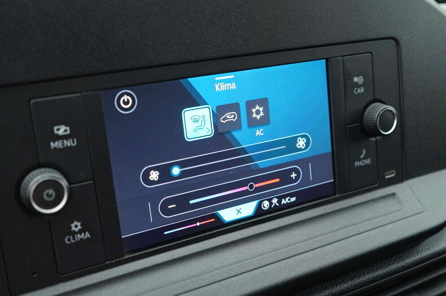 O119V07209_23.webp_CADDY MAXI - SKŘÍŇOVÝ VŮZ  2.0 TDI 75 kW manuál, DPH