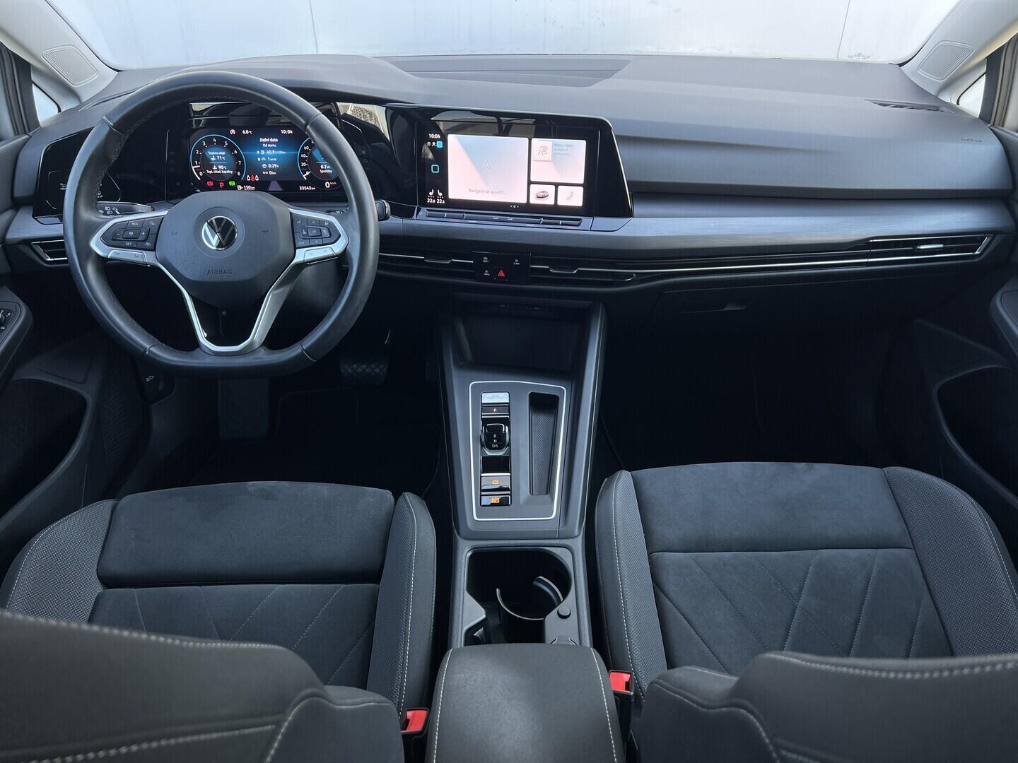 O119V07216_18.webp_GOLF Style 1.5 TSI 96 kW automat