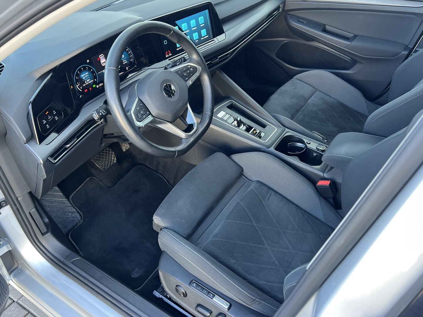 O119V07216_19.webp_GOLF Style 1.5 TSI 96 kW automat