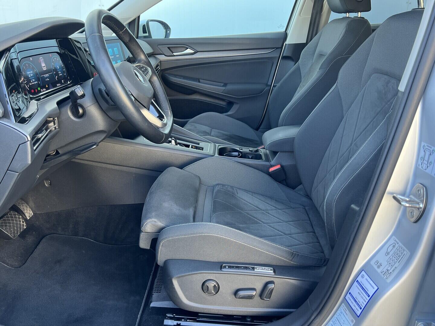 O119V07216_20.webp_GOLF Style 1.5 TSI 96 kW automat