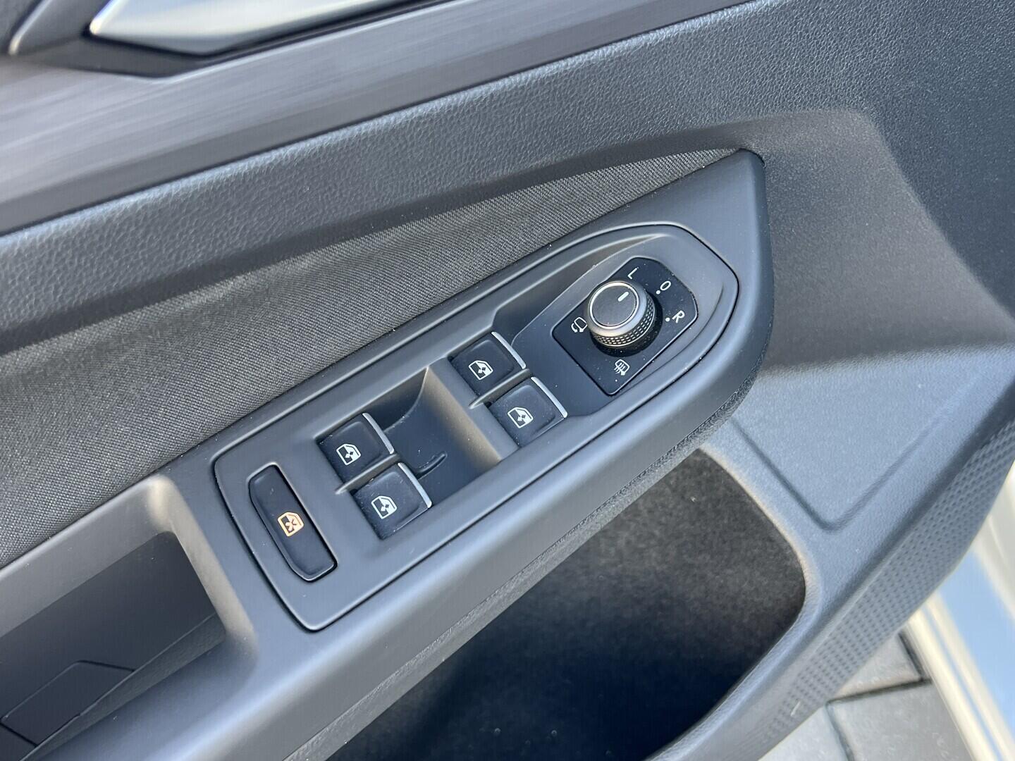 O119V07216_22.webp_GOLF Style 1.5 TSI 96 kW automat