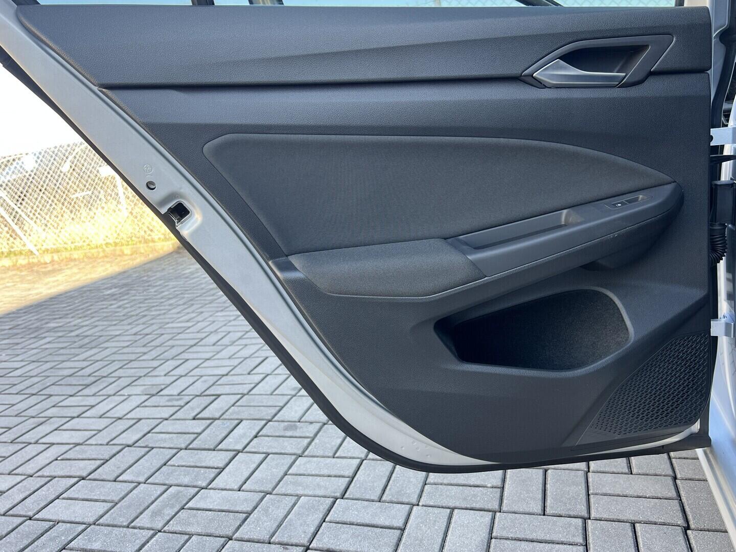 O119V07216_32.webp_GOLF Style 1.5 TSI 96 kW automat