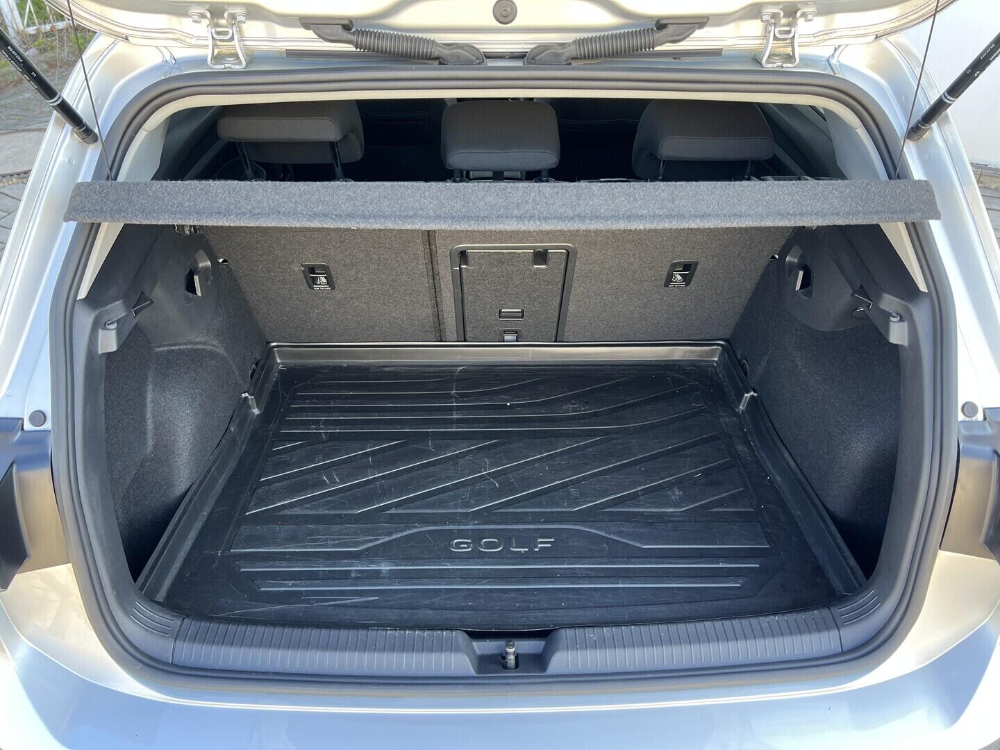 O119V07216_35.webp_GOLF Style 1.5 TSI 96 kW automat