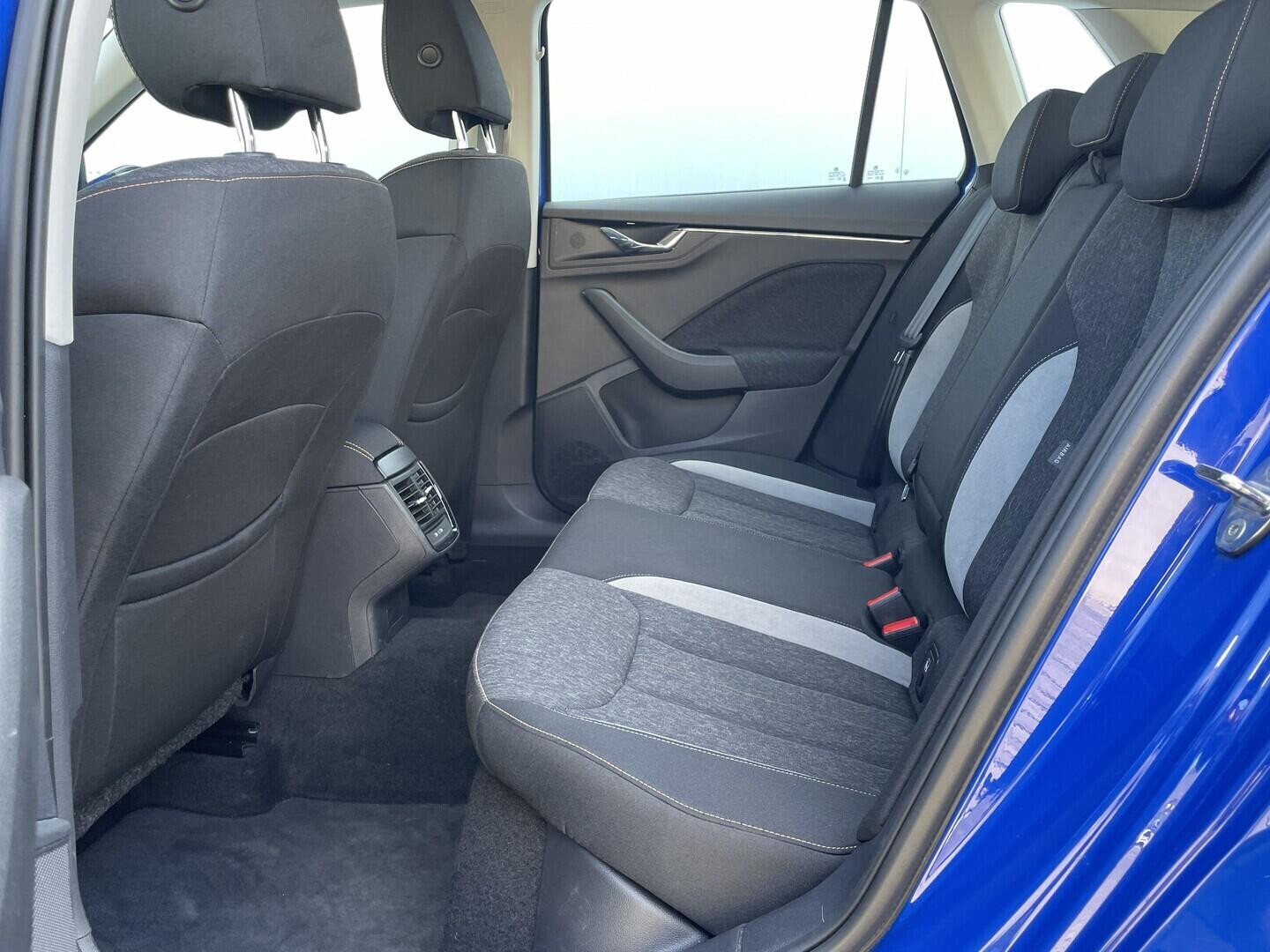 O119V07221_32.webp_KAMIQ Style 1.0 TSI 81 kW manuál