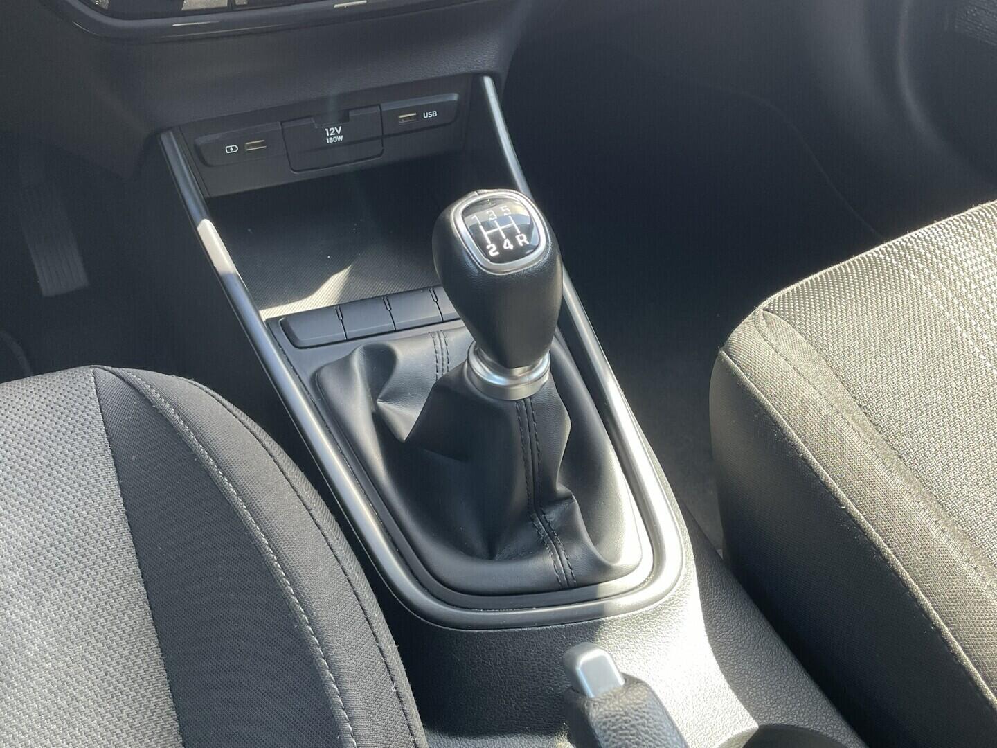 O119V07227_28.webp_I20  1.2 1.2i 62 kW manuál, DPH