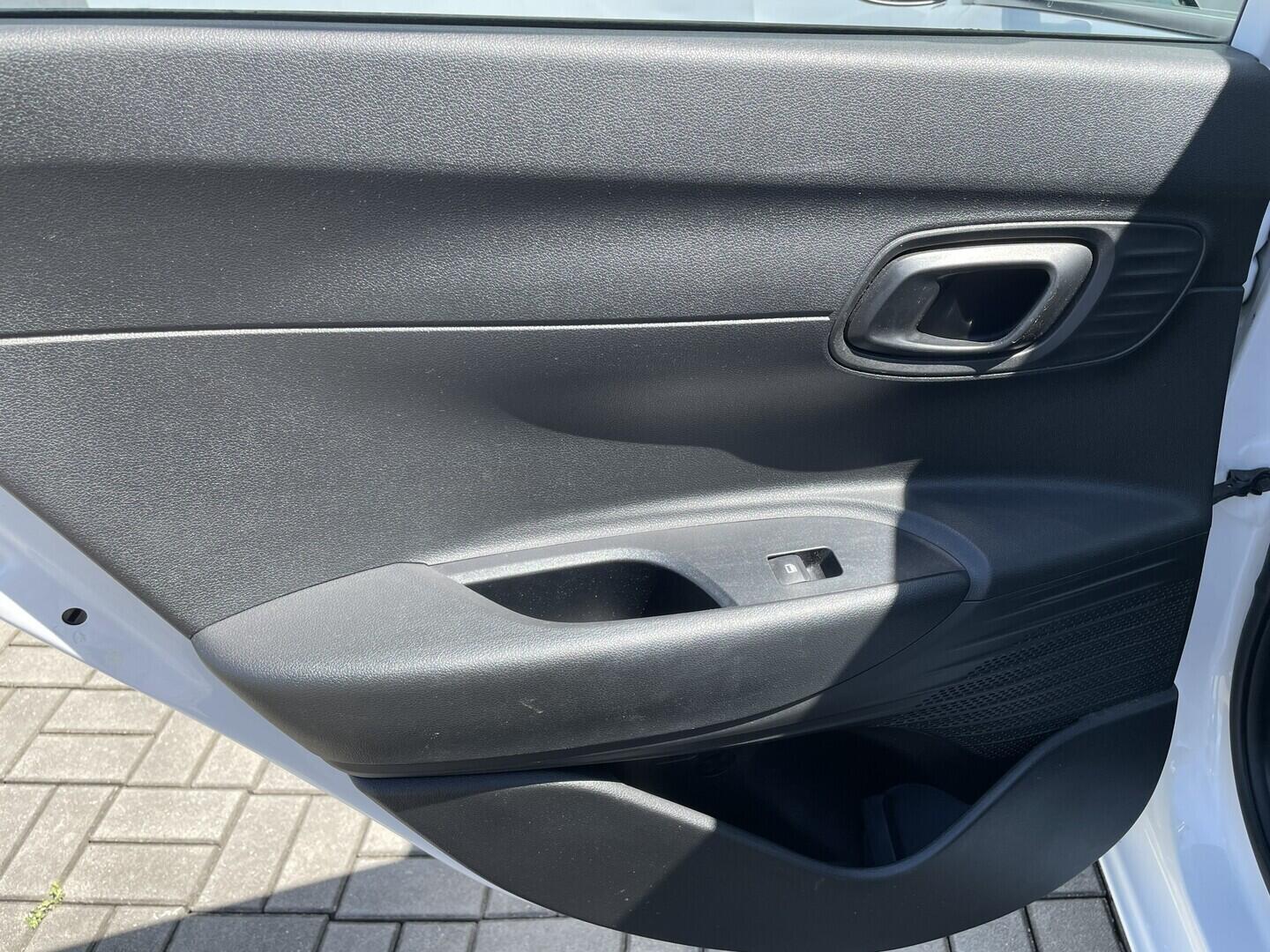 O119V07227_29.webp_I20  1.2 1.2i 62 kW manuál, DPH