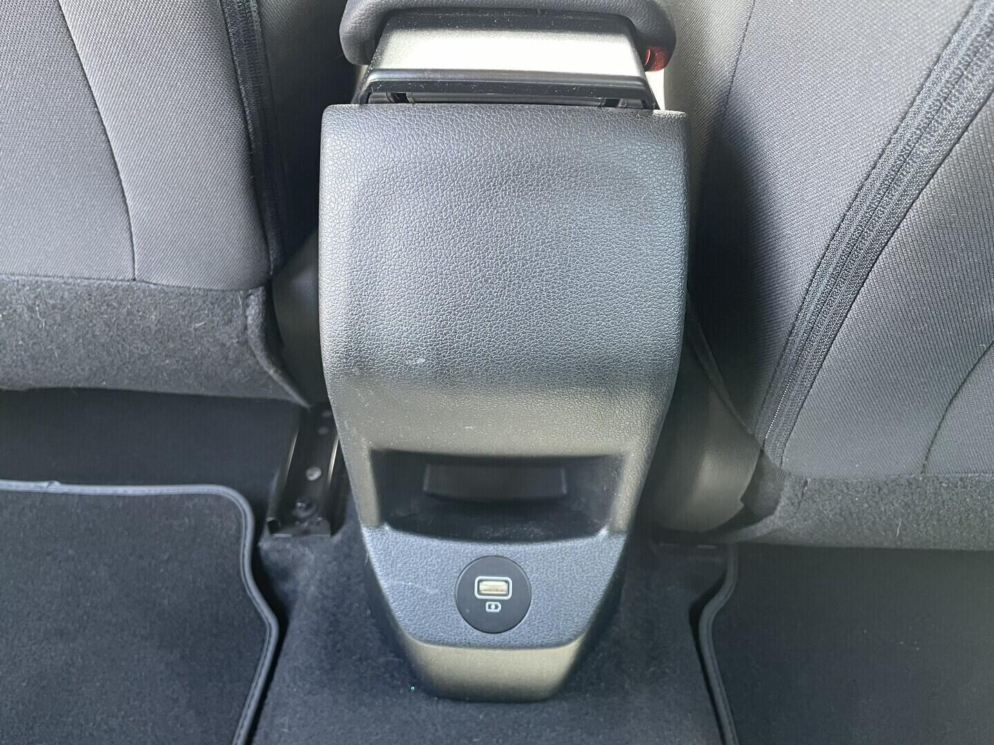 O119V07227_31.webp_I20  1.2 1.2i 62 kW manuál, DPH