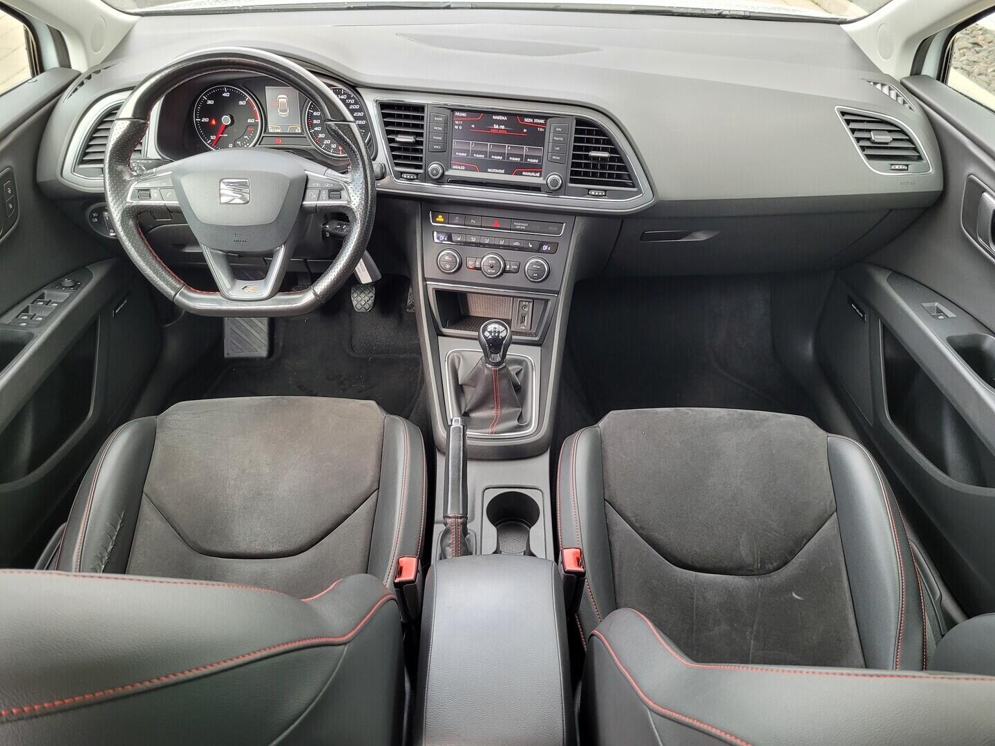 O119V07228_16.webp_LEON ST FR 2.0 TDI 110 kW manuál