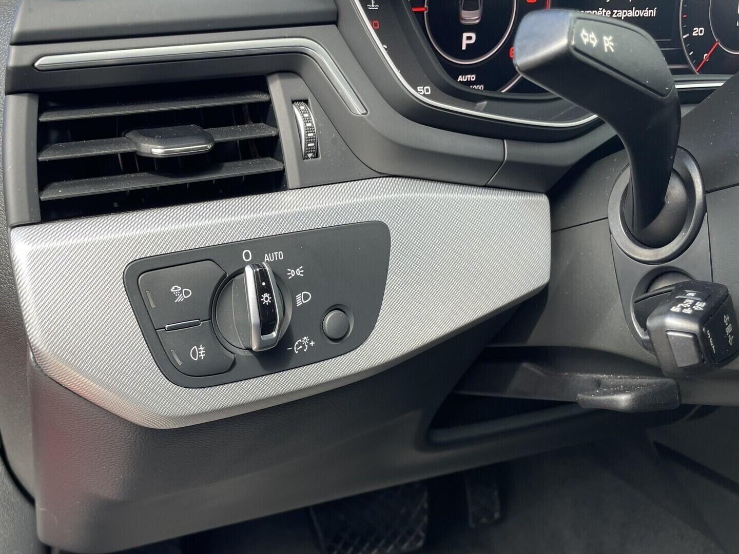 O119V07245_23.webp_A4  S tronic 2.0 TDI 140 kW automat