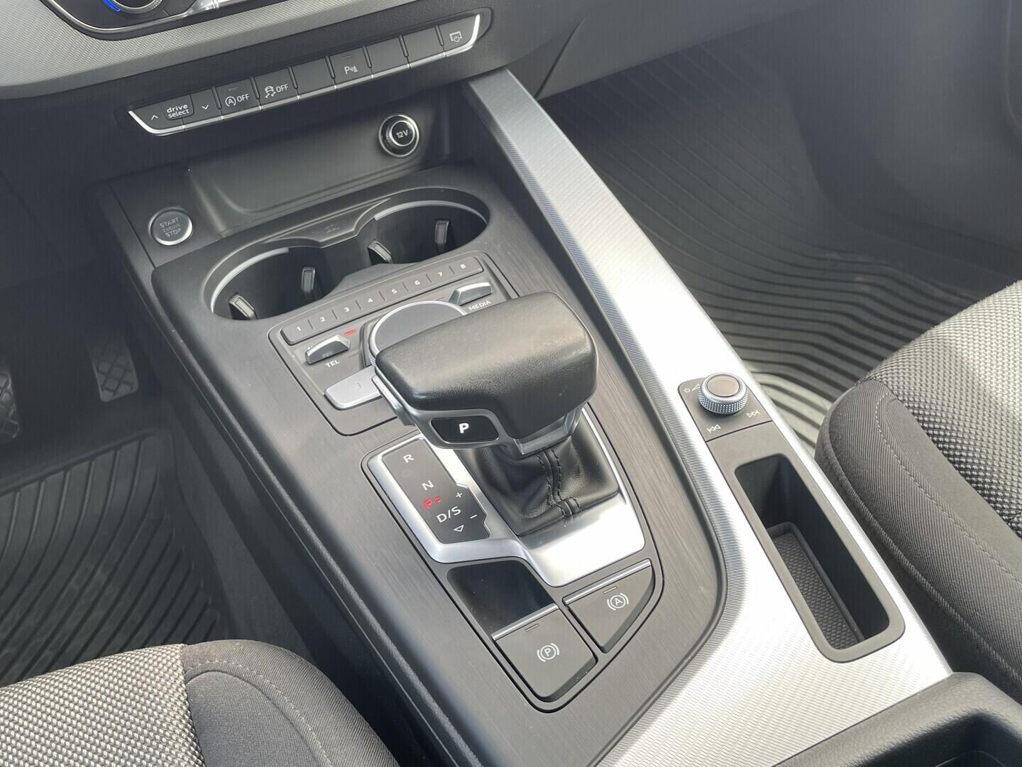 O119V07245_31.webp_A4  S tronic 2.0 TDI 140 kW automat