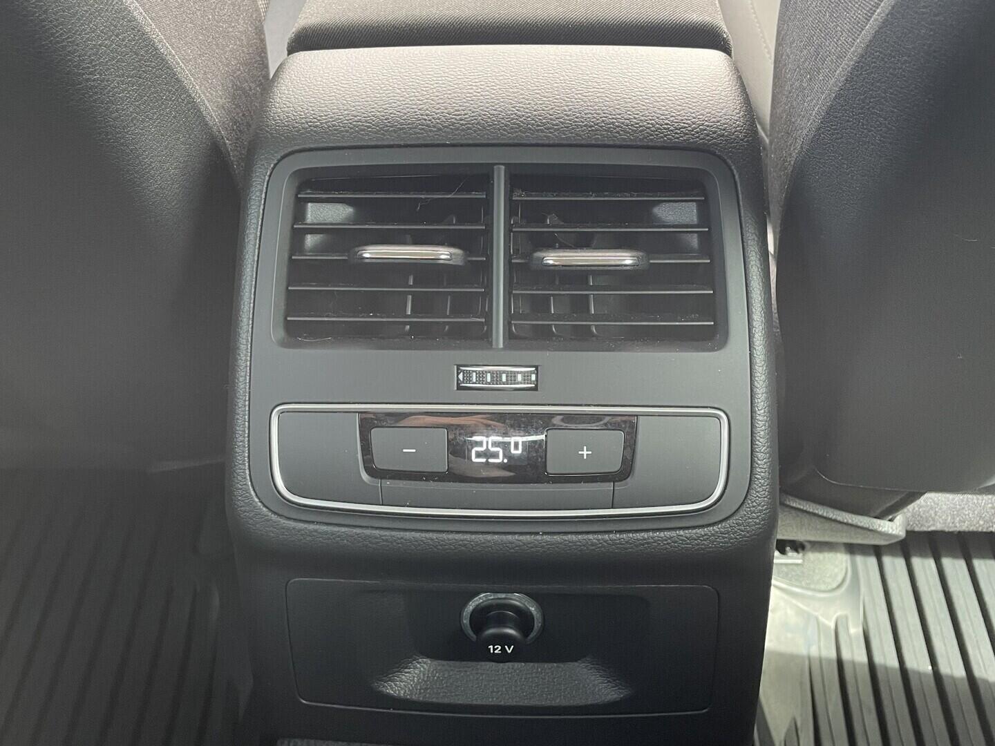 O119V07245_34.webp_A4  S tronic 2.0 TDI 140 kW automat