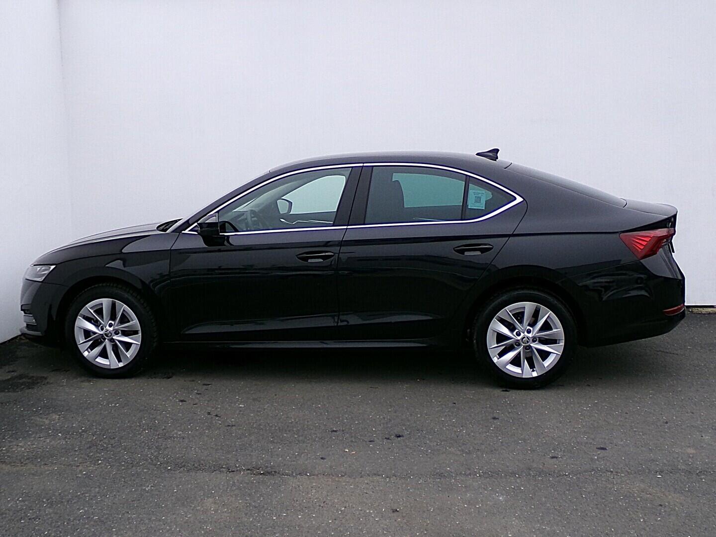 O119V07247_17.webp_OCTAVIA Style 2.0 TDI 110 kW automat, DPH