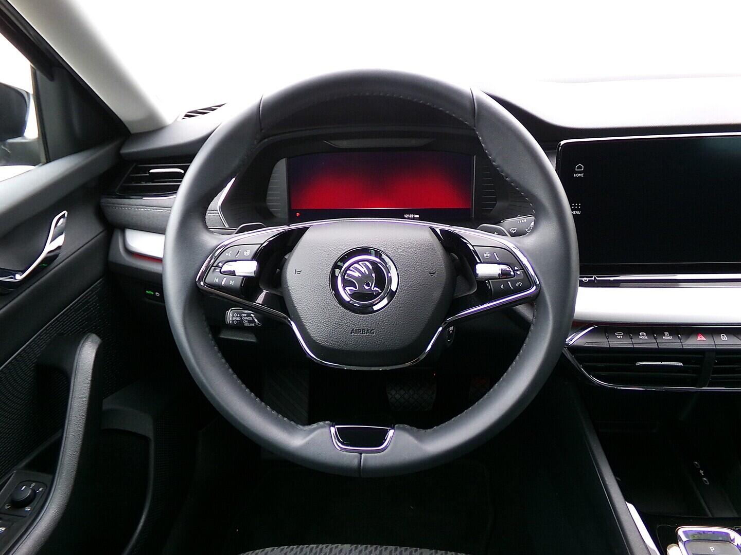 O119V07247_23.webp_OCTAVIA Style 2.0 TDI 110 kW automat, DPH