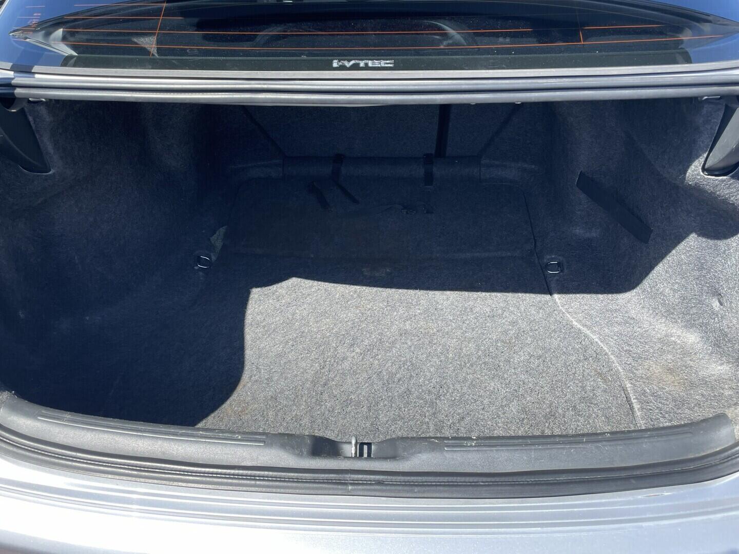 O119V07251_31.webp_ACCORD  2.4 CR 140 kW automat