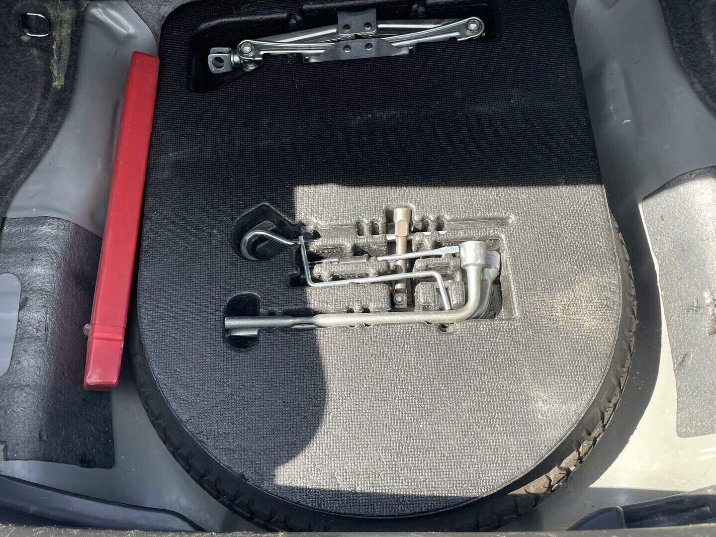 O119V07251_32.webp_ACCORD  2.4 CR 140 kW automat