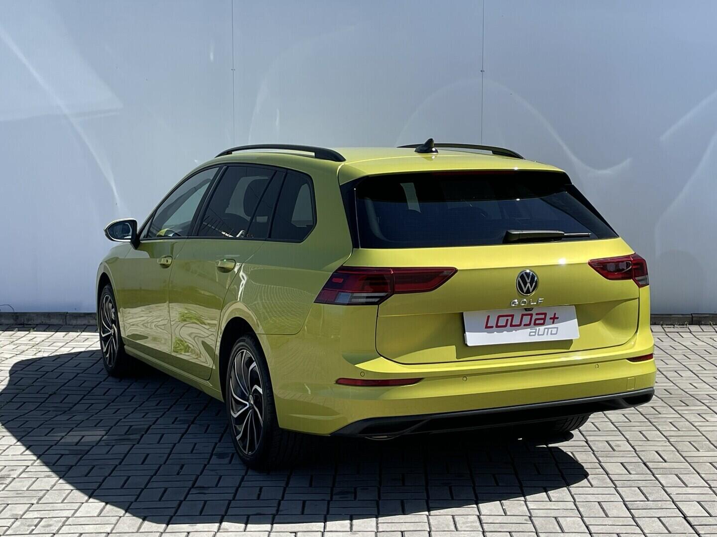 O119V07255_15.webp_GOLF VARIANT Life 1.5 TSI 96 kW manuál, DPH