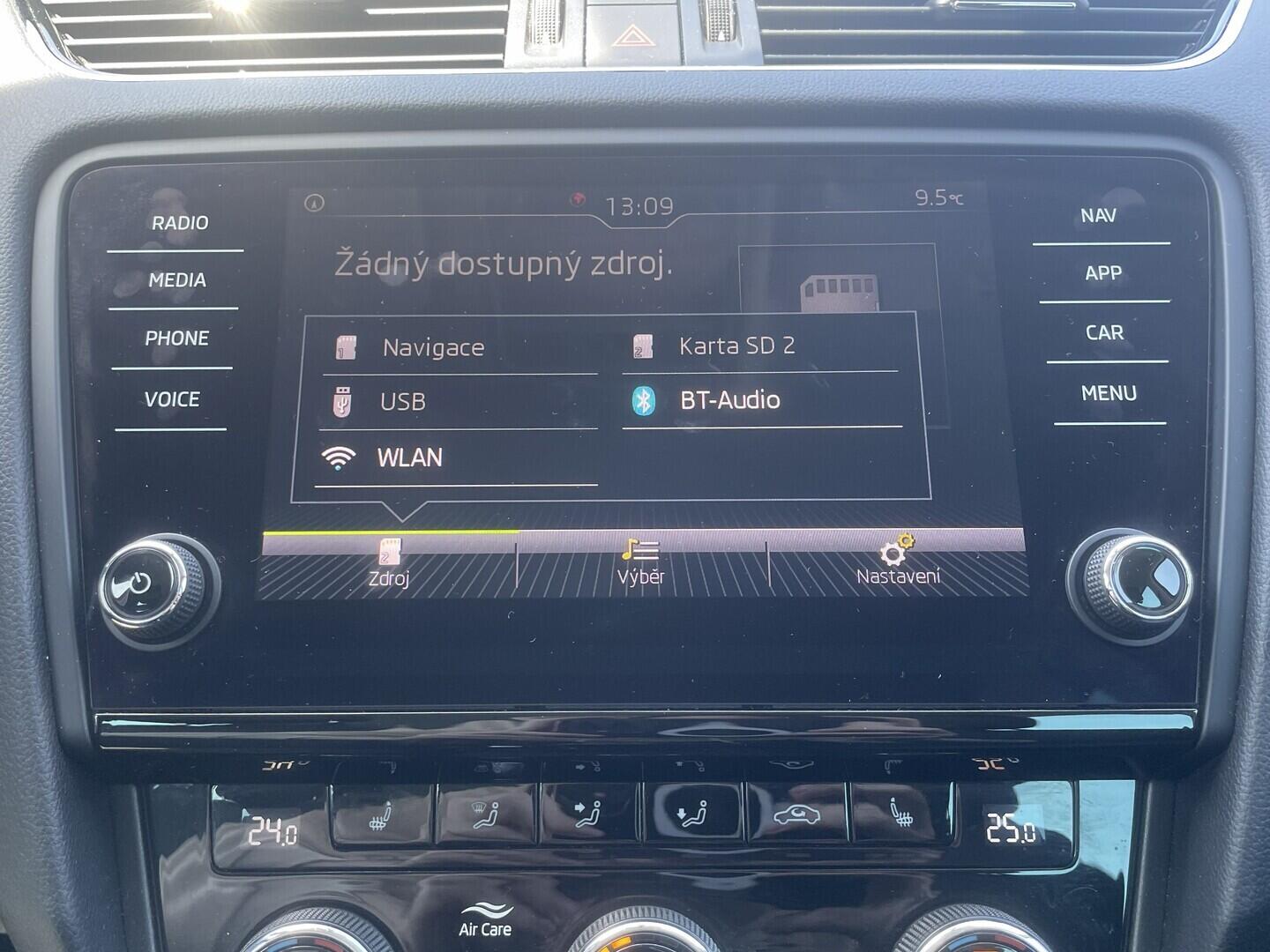 O119V07258_26.webp_OCTAVIA Edition 100 1.0 TSI 85 kW manuál