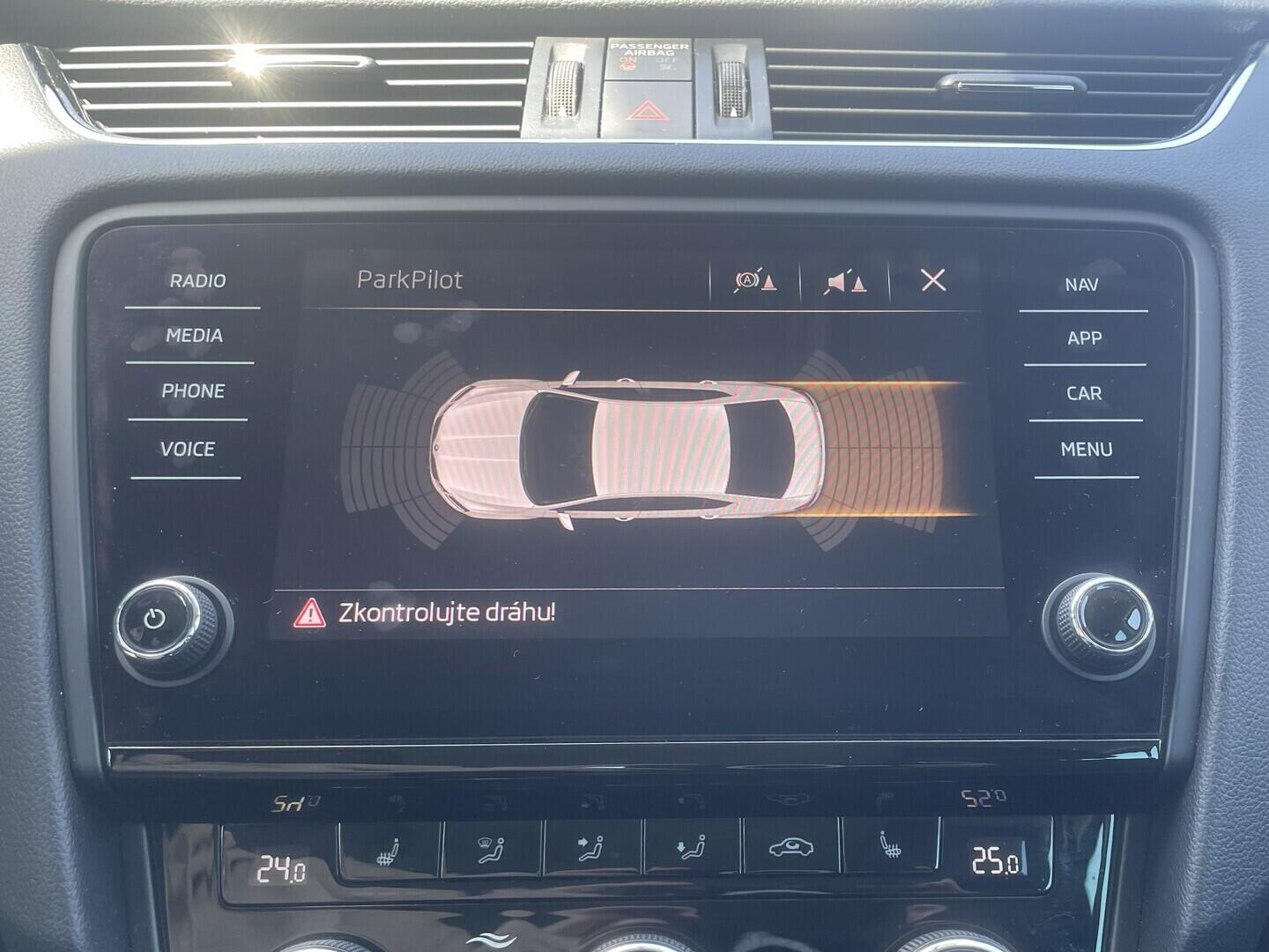 O119V07258_30.webp_OCTAVIA Edition 100 1.0 TSI 85 kW manuál