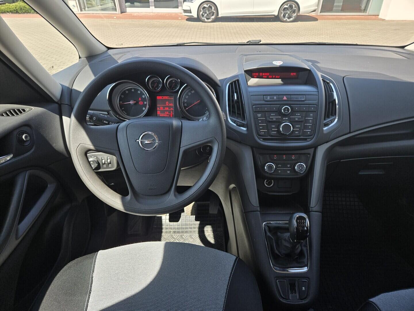 O119V07259_13.webp_ZAFIRA  1.4  103 kW manuál