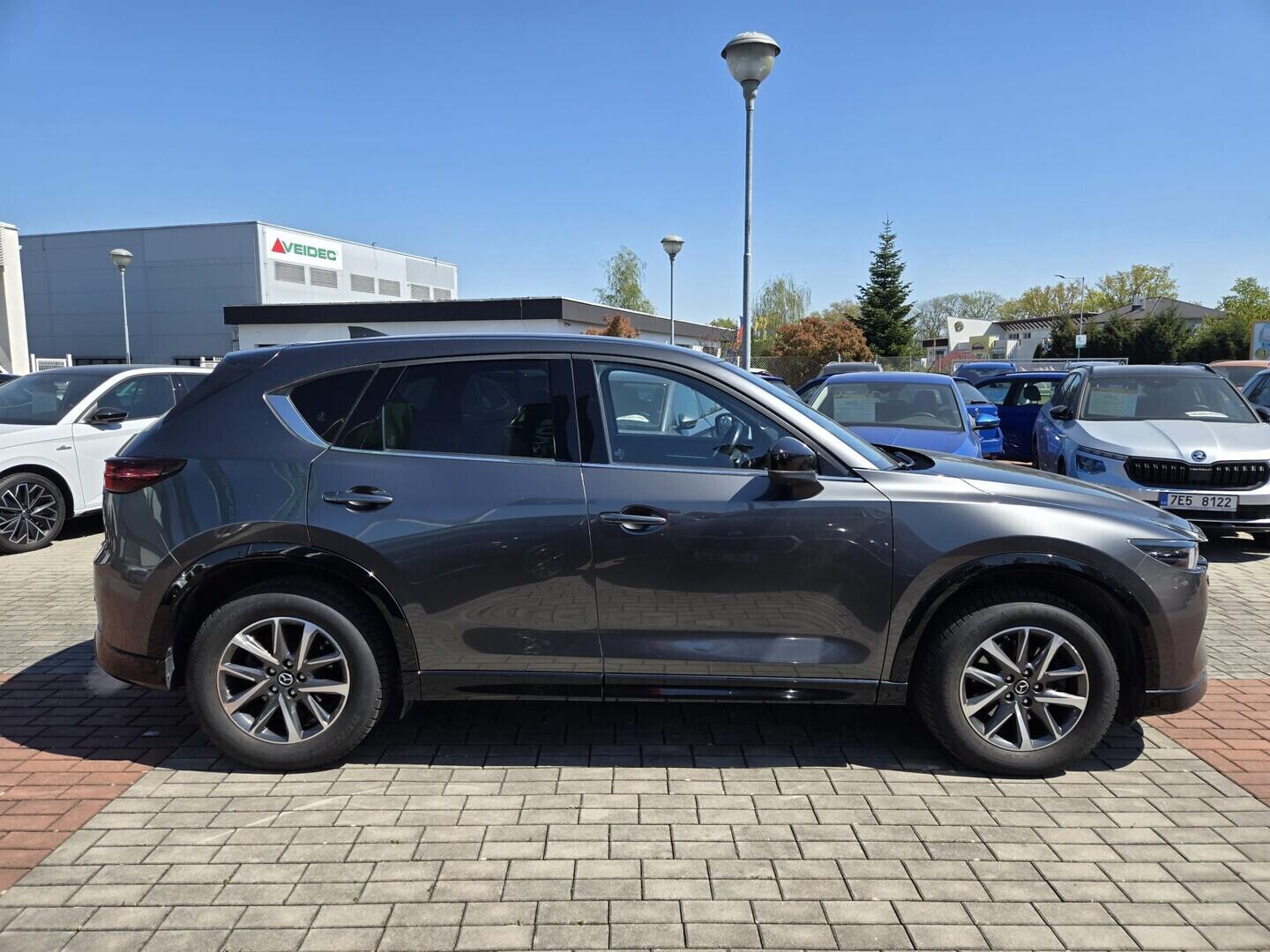 O119V07260_12.webp_CX-5 Takumi Plus 2.2 Skyactiv 136 kW automat, DPH