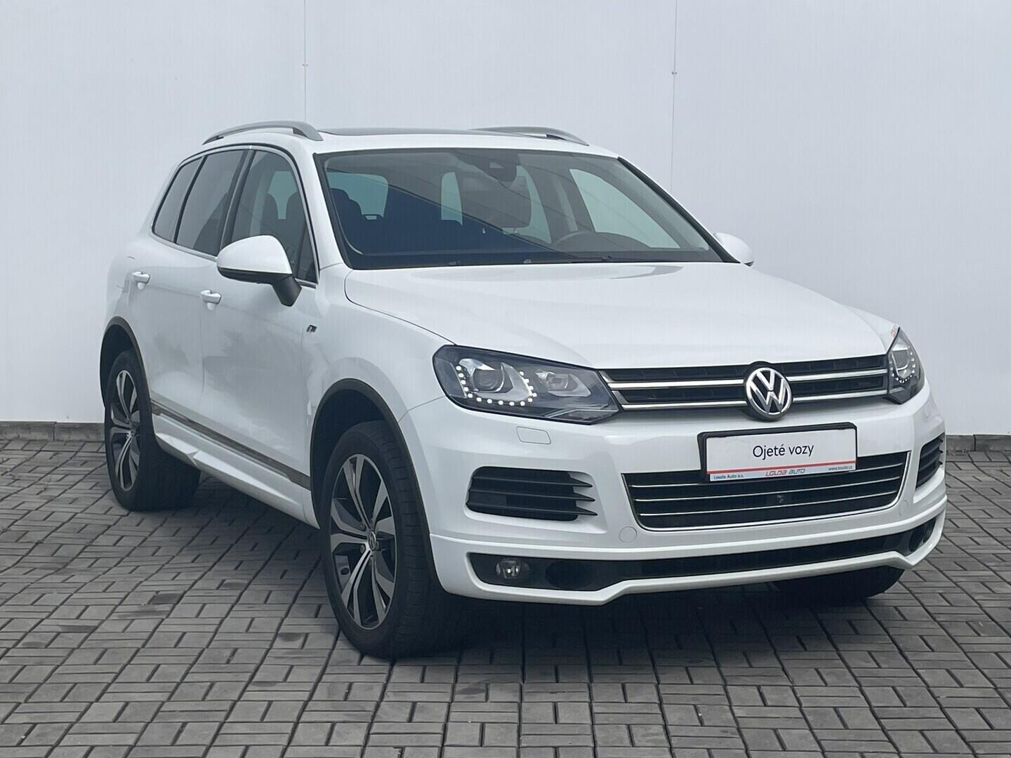 O119V07261_14.webp_TOUAREG R-Line 3.0 TDI 180 kW automat, DPH