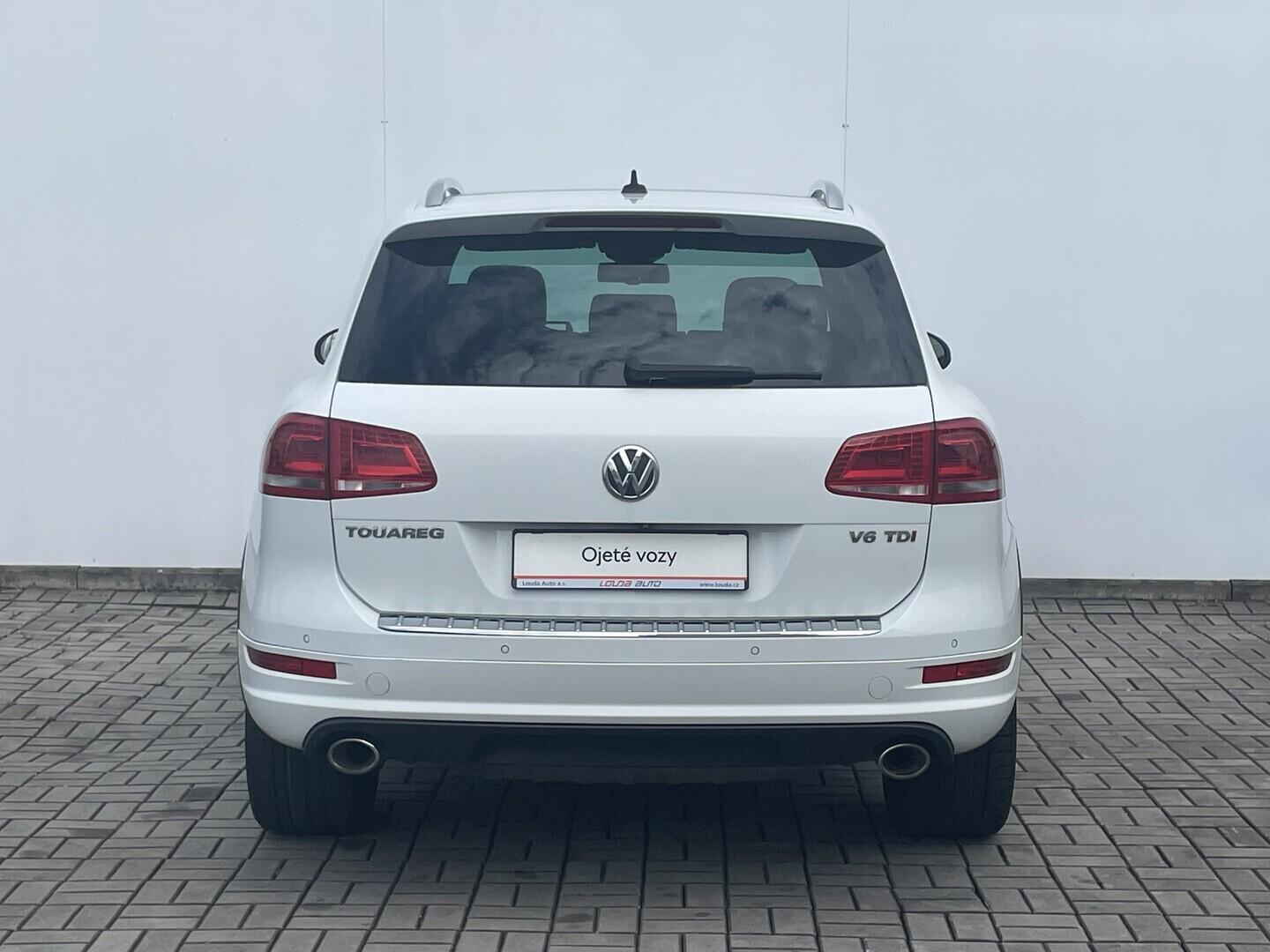 O119V07261_17.webp_TOUAREG R-Line 3.0 TDI 180 kW automat, DPH