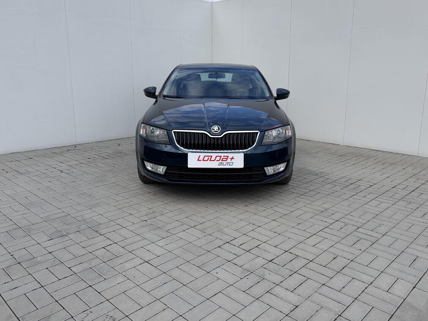 O119V07262_11.webp_OCTAVIA Active 1.2 TSI 77 kW manuál