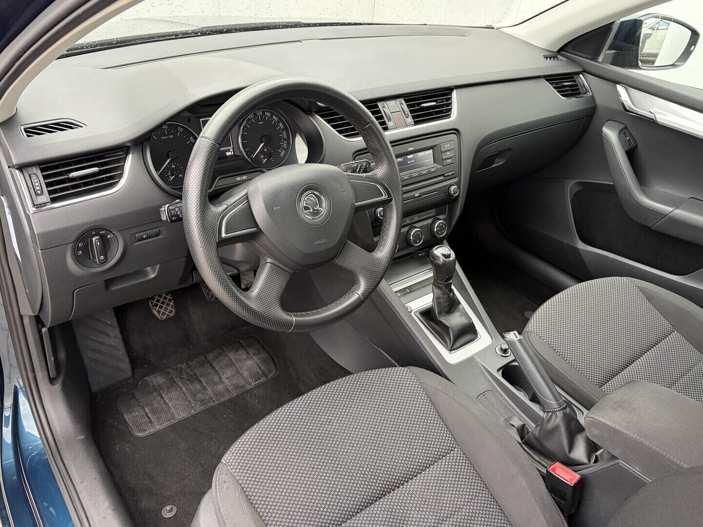 O119V07262_19.webp_OCTAVIA Active 1.2 TSI 77 kW manuál