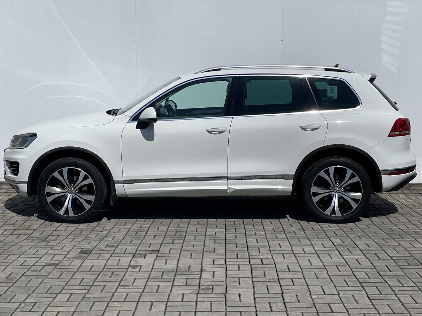 O119V07266_12.webp_TOUAREG R-Line 3.0 TDI 193 kW automat